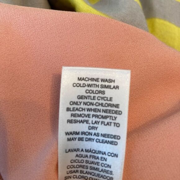 WHBM Peach Layered chiffon Asymmetrical Sleeveless cocktail or Occasion Dress - Picture 9 of 9